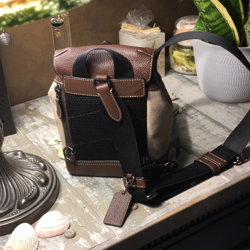 Coach Hudson Small Backpack Crossbody Unisex Canvas/Leather EUC - Picture 5 of 8